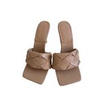 TAN Womens Woven Trend Sandals Heels Size 8 Photo 1