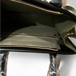 La Terre Fashion handbag, Olive Green, Black, Gold Green Photo 3