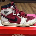 Nike  air jordan 1 retro carmine mid top shoes sneakers women’s 6 = 4.5Y Photo 0