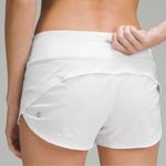 Lululemon  Speed Up Shorts Size 8 Regular WHITE New With Tags NWT RARE Famous Photo 0