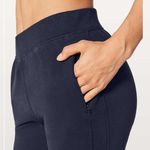 Lululemon Free To Roam Jogger 30" Midnight Navy Size 6 Photo 2