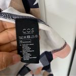 COS ‎ Geometric Golf abstract top size medium Photo 3