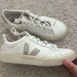 VEJA  Sneakers Photo 0