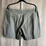 Old Navy Everyday Shorts High Rise Gray Casual Golf Size 12 Photo 1