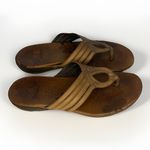 Merrell  Brown Leather Thong‎ Sandals Women's Size 7 Floral Slip-On Comfort Shoes Photo 2