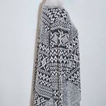 One World  Black and White Knit Top Size XL Aztec Knit Top Photo 3