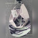 Lululemon NWT  Womens Fast and Free Running Hat *Vent Paint Glide Multi Photo 4