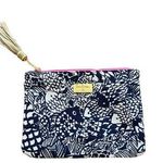Lilly Pulitzer New Upstream Clutch Cosmetics Case. Photo 2