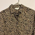 BEACH LUNCH LOUNGE ANIMAL PRINT BUTTON DOWN BLOUSE 100%VISCOSE Photo 2