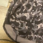 Athleta Running Free Printed Short Refracted Camo Athletic Quick Dry 3.5” Small Photo 2