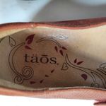 Taos Womens Scamp Mary Janes 7 Red Leather Arch Support Comfort Shoes Photo 1