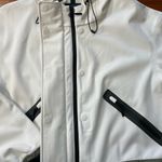 UAS Under Armour Sportswear
Colorblock Quilted Technical Parka
Jacket Sz M White Size M Photo 8