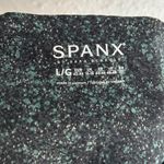 Spanx Booty Boost Printed Bike Shorts in Speckled Emerald Size Sz Large Photo 3
