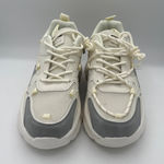 Women’s Addengjue Size 9 White Platform Sneakers Photo 0