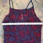 Francesca’s Blue Red Floral Lace Women’s Sleeveless Dress Size Large Photo 6