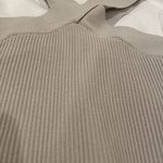 Aritzia babaton sculpt knit criss cross crop cropped tank top matte pearl xs Photo 1