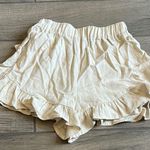 Illa Illa Cream Ruffle Skorts Photo 4