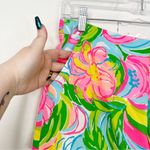 Lilly Pulitzer | Jeannie Short in So-A-Peeling Bright Floral Print Sz. 2 Photo 2