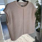 Universal Threads Shirt Sweater Photo 0