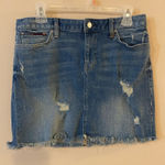 Tommy Hilfiger  Distressed Jean Denim Skirt Size‎ 6 Womens Photo 0