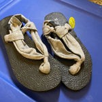 Tek Gear NWT yoga flip flops size M 7/8 Photo 0