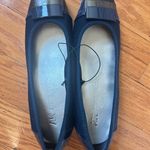 Anne Klein NEW  Navy with Bow Accent shoes size 7.5 Photo 1