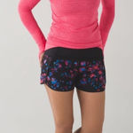 Lululemon  Run Times Short (4")
Dandy Digie Multi / Black Photo 0