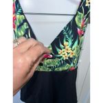 NWOT CALIA by Carrie Underwood Women's Tropical Print One Photo 1