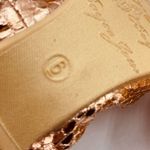 Joan Boyce ballet flats and drawstring bucket bag in rose gold faux leather Pink Size 6 Photo 6