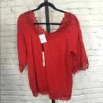 Kut From The Kloth NWT Red Lace V Neck Blouse Photo 3