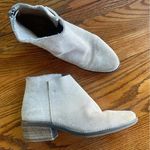 Very Volatile  Women’s Size 7 Aldworth Ankle Bootie Boots Suede Leather Sand Photo 0