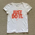 Nike  Graphic Just Do It Tee Classic T-Shirt 100% Cotton White Red Shirt XS EUC Photo 0