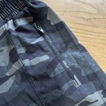 Old Navy Camo Athletic Joggers Women Size XS Stretch Tech Lightweight Preppy Photo 7