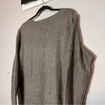 New York & Company Sweater Crewneck Gray Penguins Christmas Holiday Size Medium Photo 4