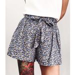 Botanical Motif Tie Photo 7