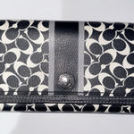 Coach VTG  Wallet Black White Chelsea Signature Stripe Leather Tri-Fold Wallet Y Photo 0