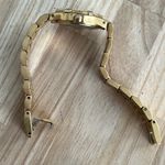 Caravelle by Bulova Ladies Watch Gold Tone Bracelet Pearl Dial Luminous Markers Photo 7