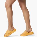 Sorel NEW Viibe Slide Sandal (Women) 9.5M, YELLOW RAY/ GUM 17 Photo 1