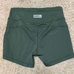 Barbell Apparel Women's Stayput Short Pull On 4” Gym Workout in Green M Size M Photo 2
