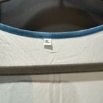 Floral Blue and White Women's Tank Top EUC Size XL Photo 1