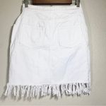 Pilcro and the Letterpress Anthropologie White Denim Raw Hem Fringe Skirt Size 2 Photo 6