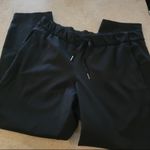 Lululemon on the fly pant sz 12 Photo 2