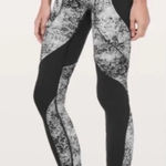 Lululemon  Sweat & Repeat High Rise Running Legging Tight, 4 Photo 0