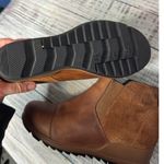 Sorel Evie II Chelsea Boots Waterproof Suede & Leather Camel Brown 7.5 Photo 2