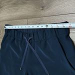 Lululemon On The Fly Crop Woven True Navy Capri Pants Size 10 Photo 5