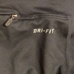 Nike Crop Essential Black Dri Fit Leggings size XS Photo 5