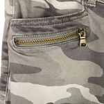 Democracy  “AB” Technology Pants Sz 8‎ Green Gray Camo Skinny Slimming Stretch Photo 3