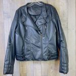 Rocawear Vintage XL Black Buttery Soft Faux Leather W/ROC Zipper Pulls & pockets Photo 0