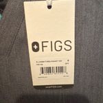 FIGS Technical Collection Gray Scrub Set Casma Three Pocket Top Small NWT Photo 5