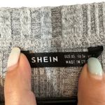 SheIn Gray Long Sleeve Textured Ribbed V-Neck Cropped Knit Blouse Women Sz XS Photo 5